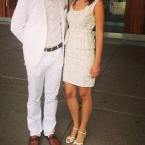 BCBG size 4 cream dress